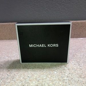 Greyson Logo Slim Billfold Wallet